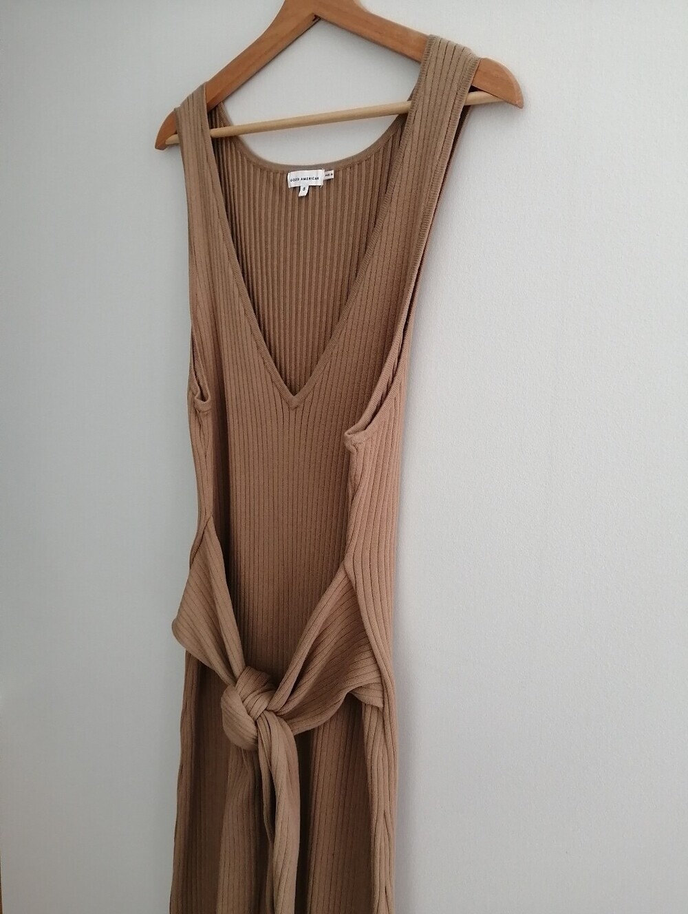 Good American Plus Size Rib Knit Bodycon Tie Waist Midi Dress Size 5 (XXL) - Picture 5 of 16